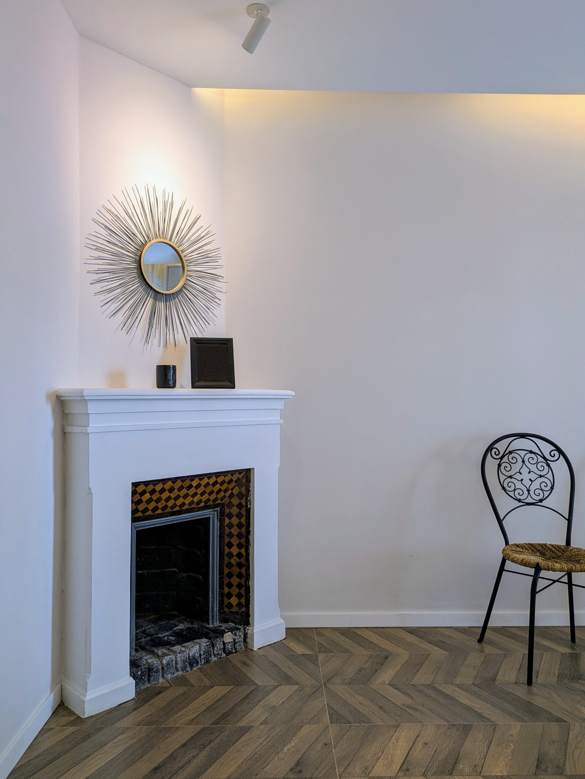 Apartment M