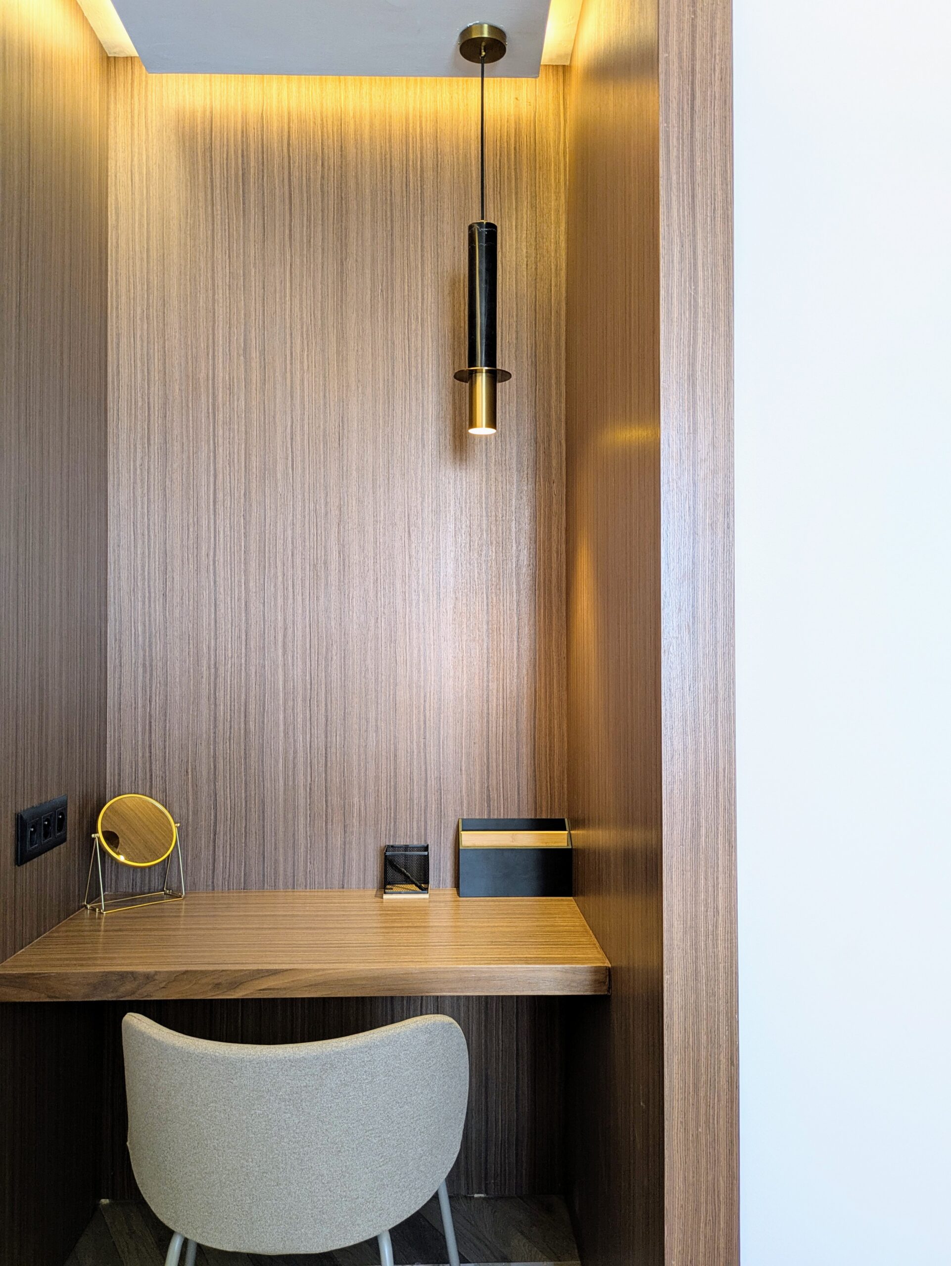 Apartment M